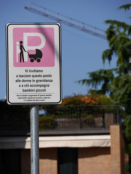 Parcheggi rosa a Mestre